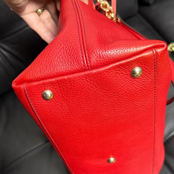 Gucci Soho Red Leather Shoulder Bag with Gold Chain and Leather Tassel - Picture 8 of 15